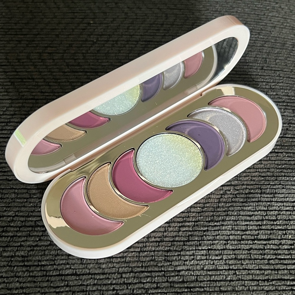 Rare Beauty Discovery Palette - Came to Play